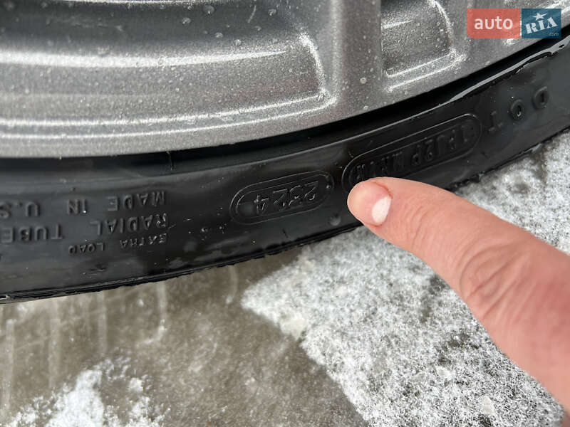 Седан Audi A4 2016 в Івано-Франківську