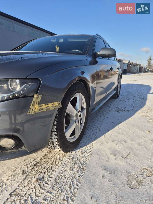 Універсал Audi A4 2011 в Львові