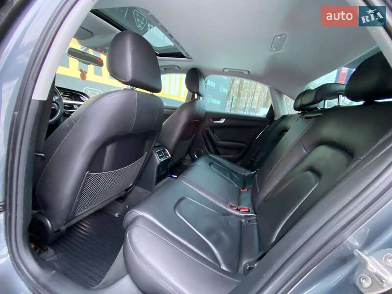 Седан Audi A4 2015 в Хмельницком