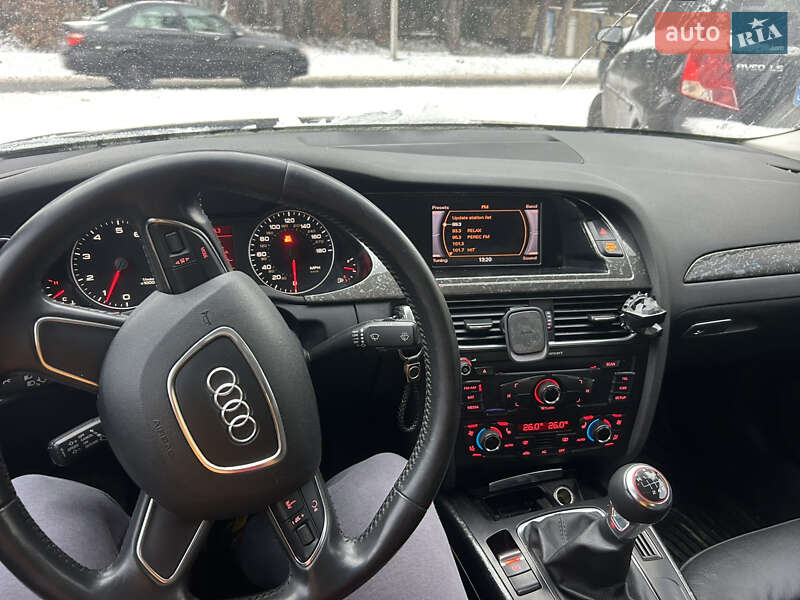 Седан Audi A4 2011 в Брюховичах