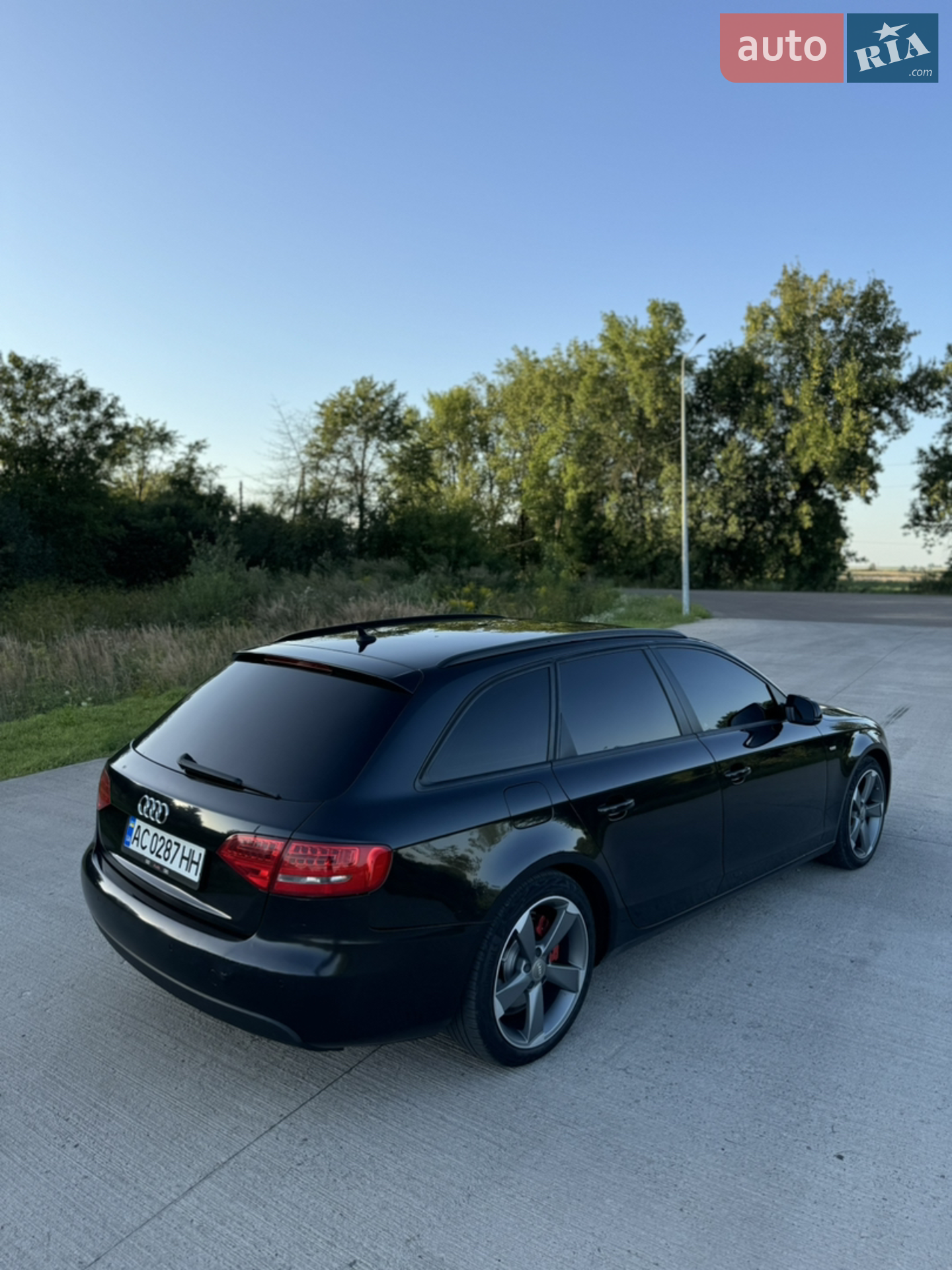 2011 Audi A4 - мініатюра 4
