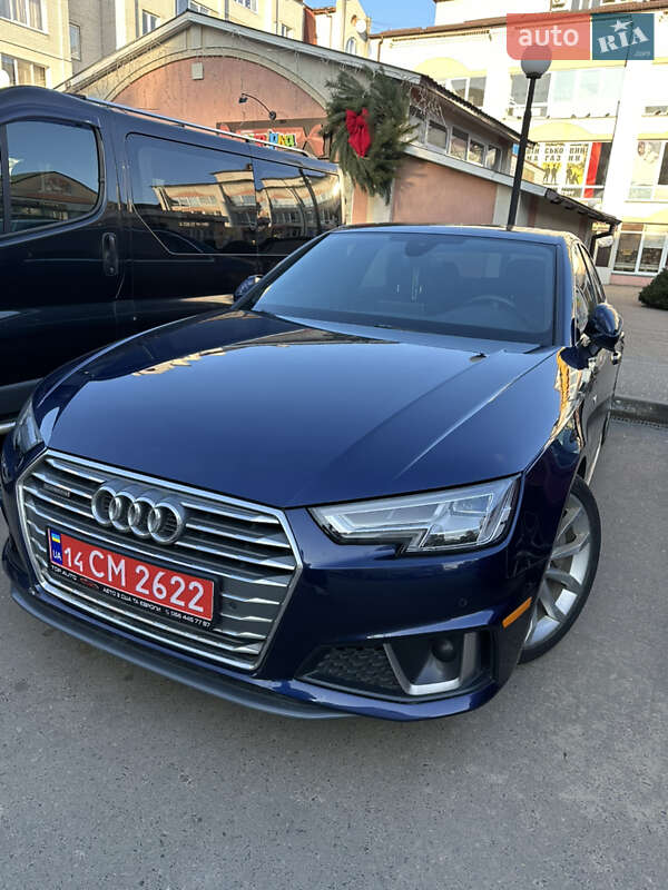 Audi A4 2019