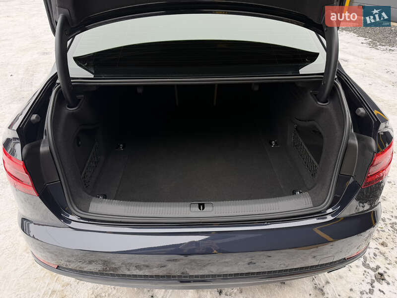 Седан Audi A4 2016 в Львові фото 22 Седан Audi A4 2016 в Львові