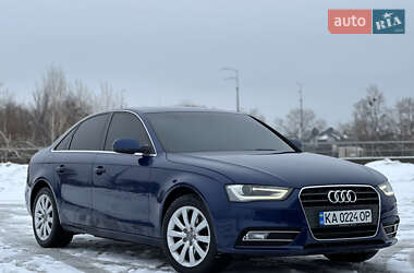 Седан Audi A4 2013 в Киеве