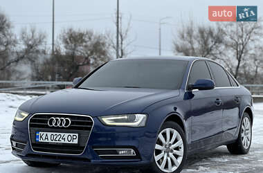 Седан Audi A4 2013 в Киеве