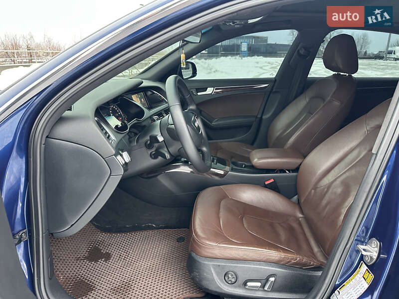 Седан Audi A4 2013 в Киеве