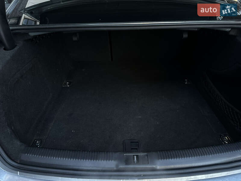 Седан Audi A4 2009 в Києві фото 38 Седан Audi A4 2009 в Києві