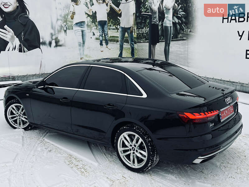 Седан Audi A4 2019 в Одесі