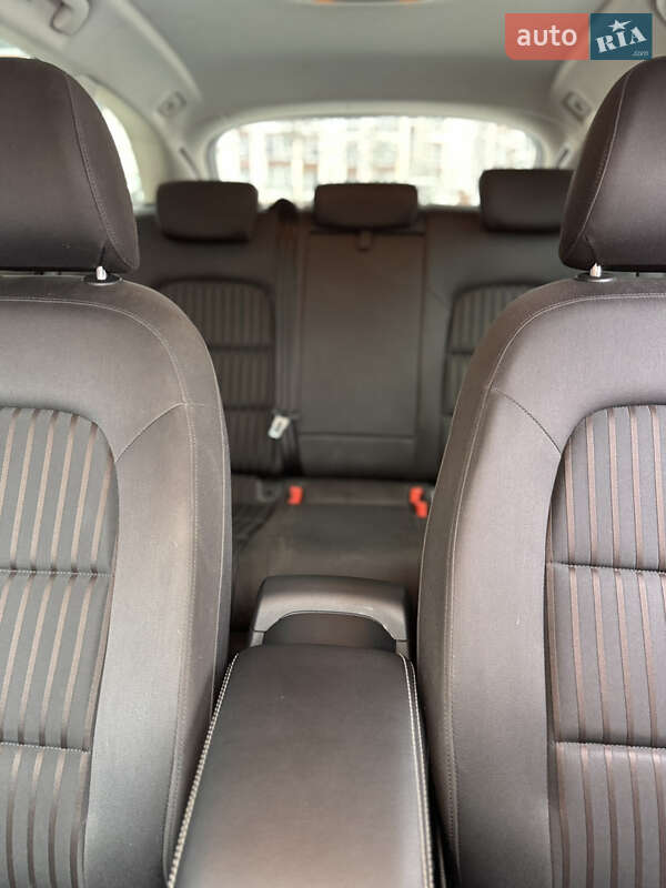 Універсал Audi A4 2011 в Івано-Франківську