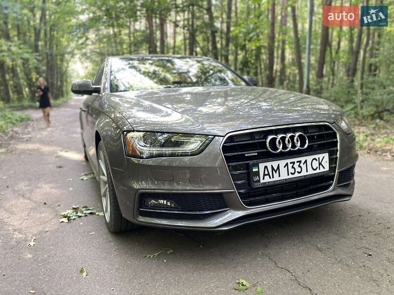 Седан Audi A4 2014 в Житомирі