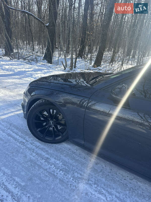 Седан Audi A4 2016 в Крижополі