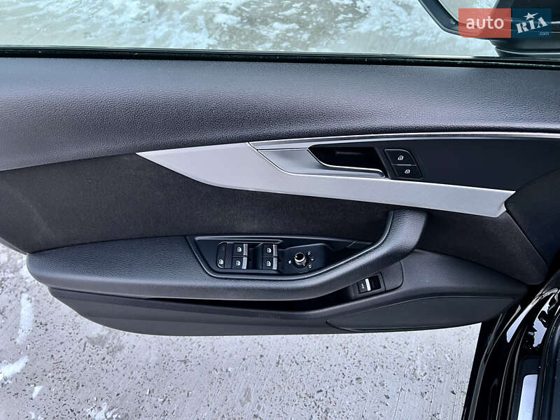 Седан Audi A4 2016 в Києві фото 12 Седан Audi A4 2016 в Києві