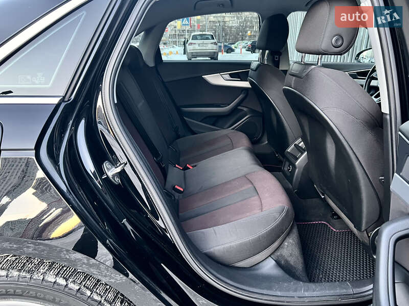 Седан Audi A4 2016 в Києві фото 31 Седан Audi A4 2016 в Києві