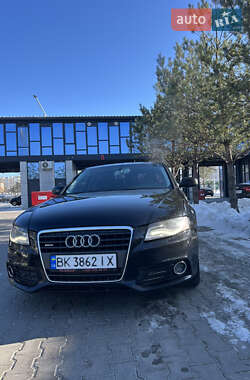 Седан Audi A4 2010 в Ровно