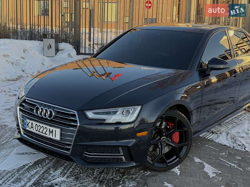 Седан Audi A4 2016 в Киеве