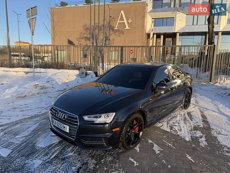 Седан Audi A4 2016 в Киеве