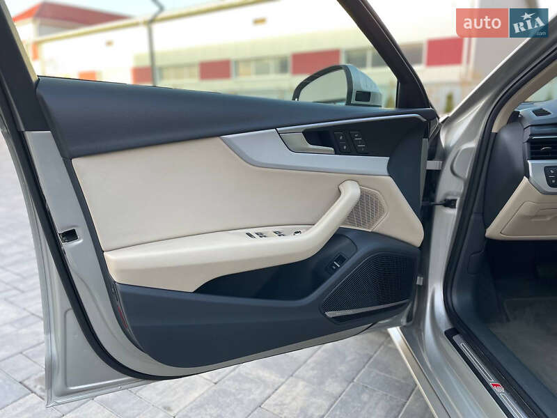 Седан Audi A4 2017 в Луцьку