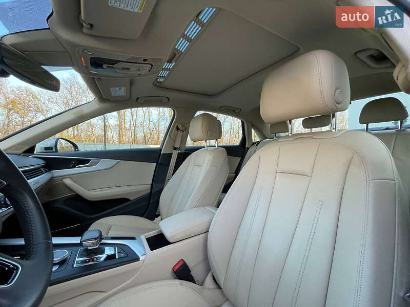 Седан Audi A4 2017 в Луцьку