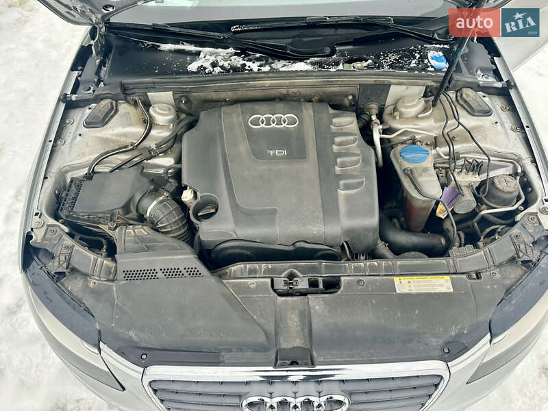 Універсал Audi A4 2011 в Бучі