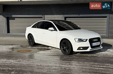 Седан Audi A4 2012 в Киеве