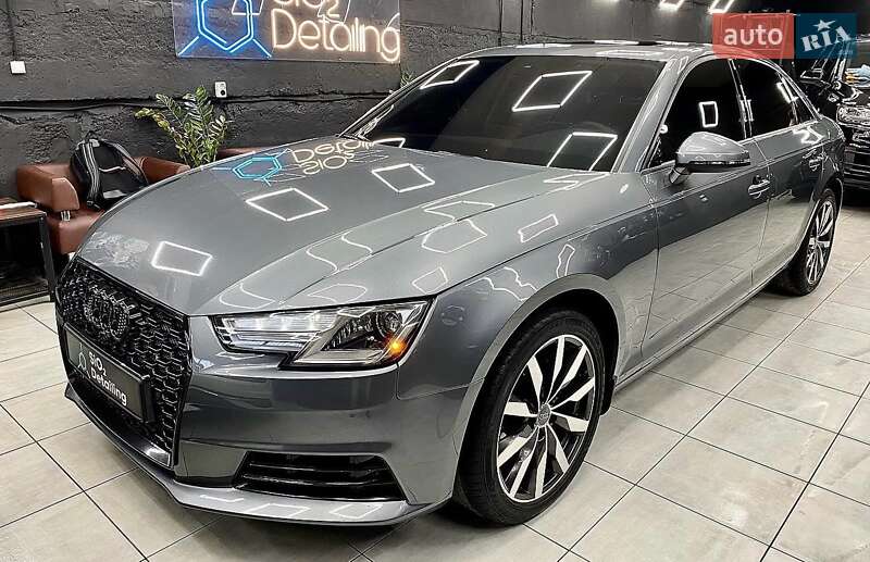 Седан Audi A4 2017 в Одессе