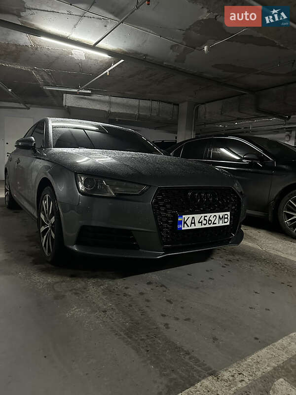Седан Audi A4 2017 в Одессе