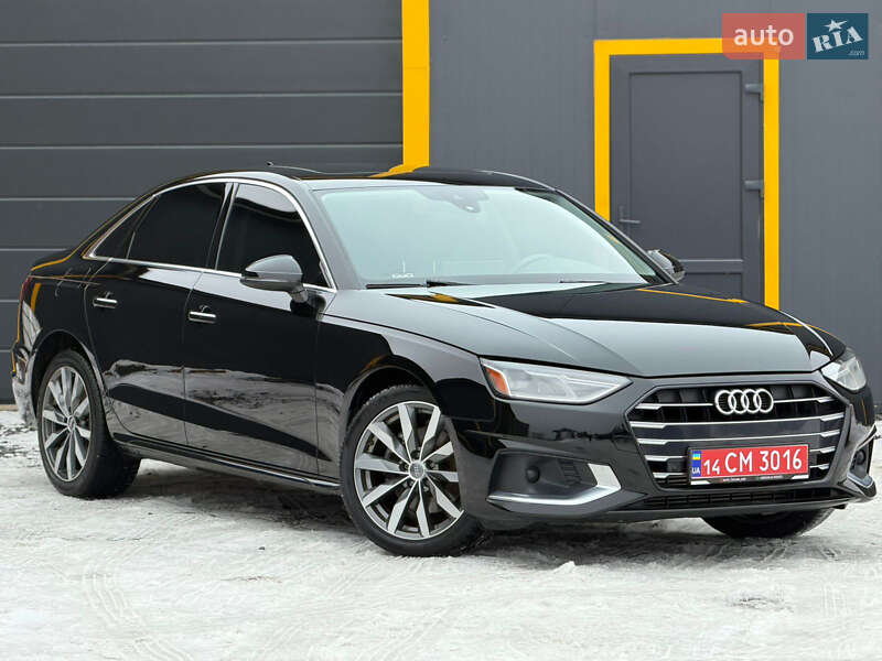 Седан Audi A4 2020 в Самборі