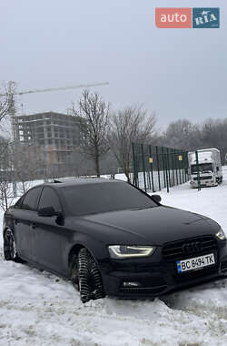 Седан Audi A4 2013 в Ивано-Франковске