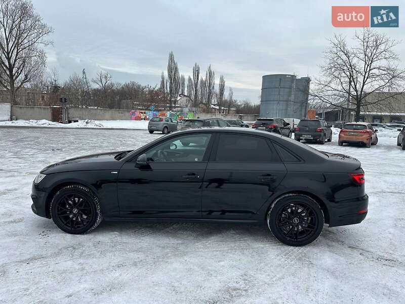 Седан Audi A4 2018 в Києві