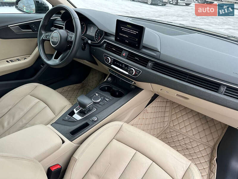 Седан Audi A4 2018 в Києві