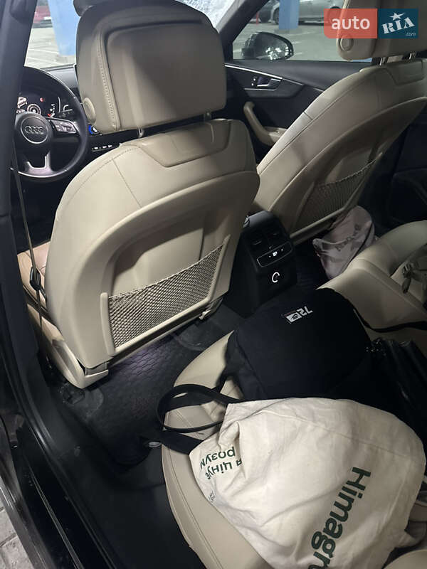 Седан Audi A4 2016 в Києві
