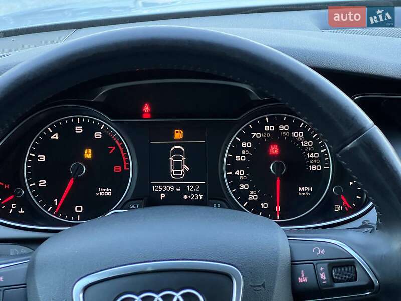Седан Audi A4 2014 в Івано-Франківську