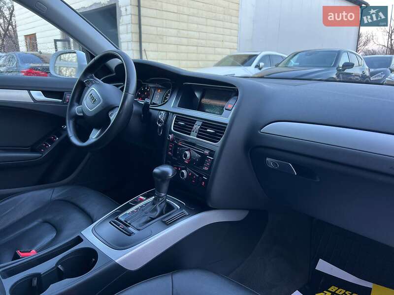 Седан Audi A4 2014 в Івано-Франківську