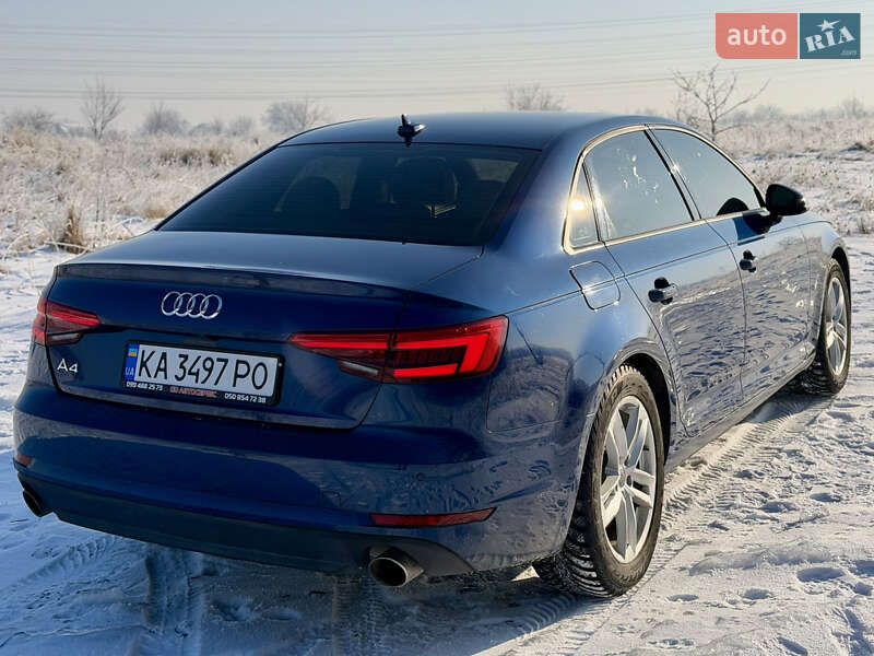 Седан Audi A4 2016 в Харкові