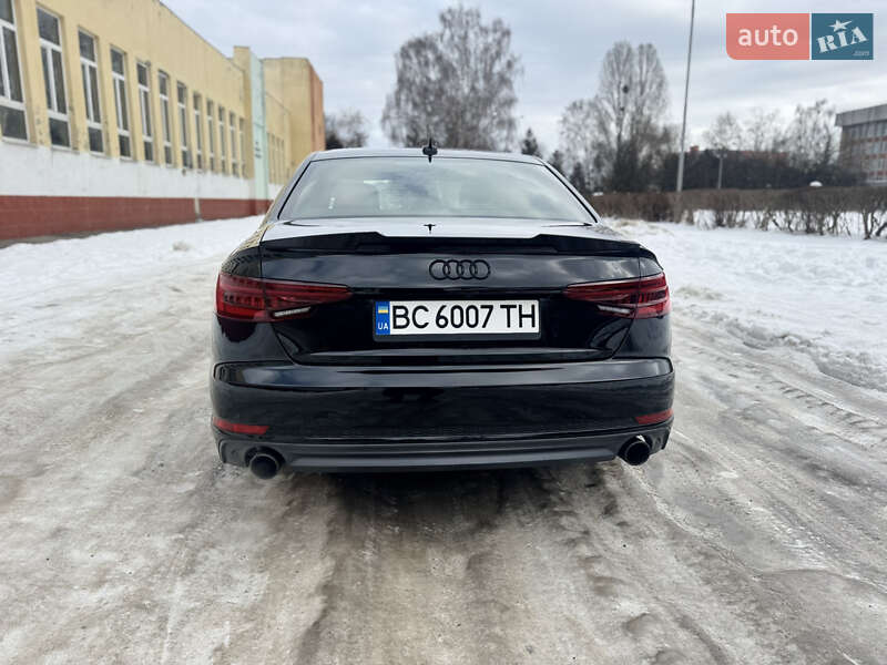 Седан Audi A4 2017 в Львове