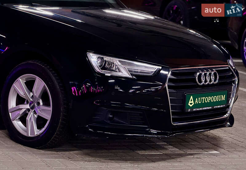 Универсал Audi A4 2017 в Киеве