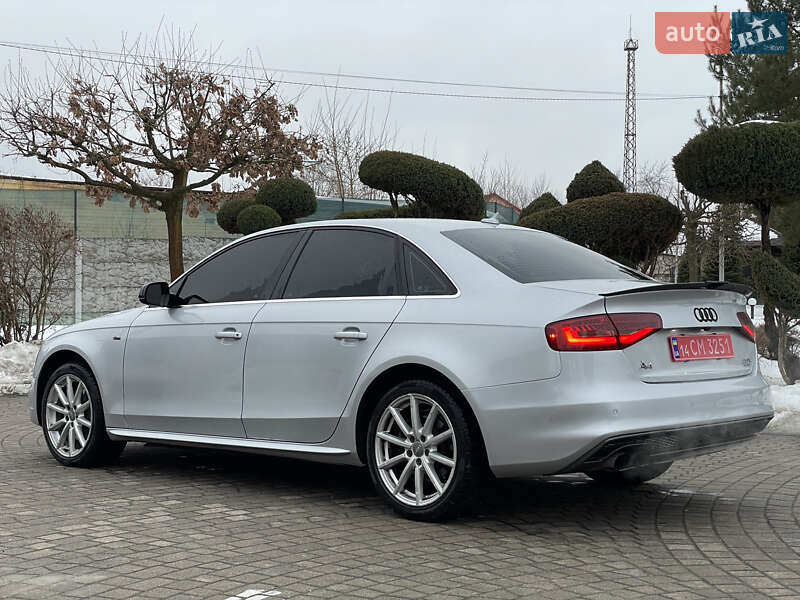 Седан Audi A4 2013 в Яворові