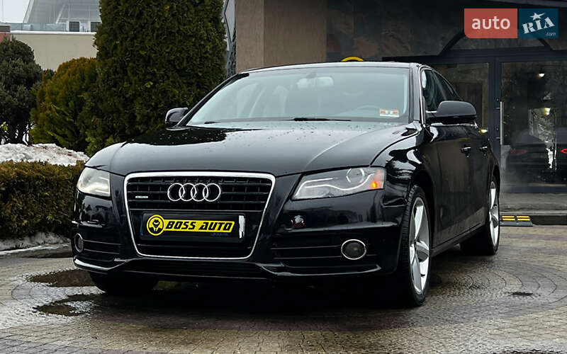 Седан Audi A4 2011 в Львове