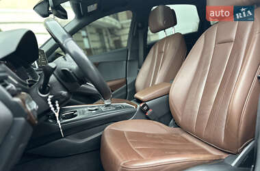 Седан Audi A4 2018 в Шептицькому