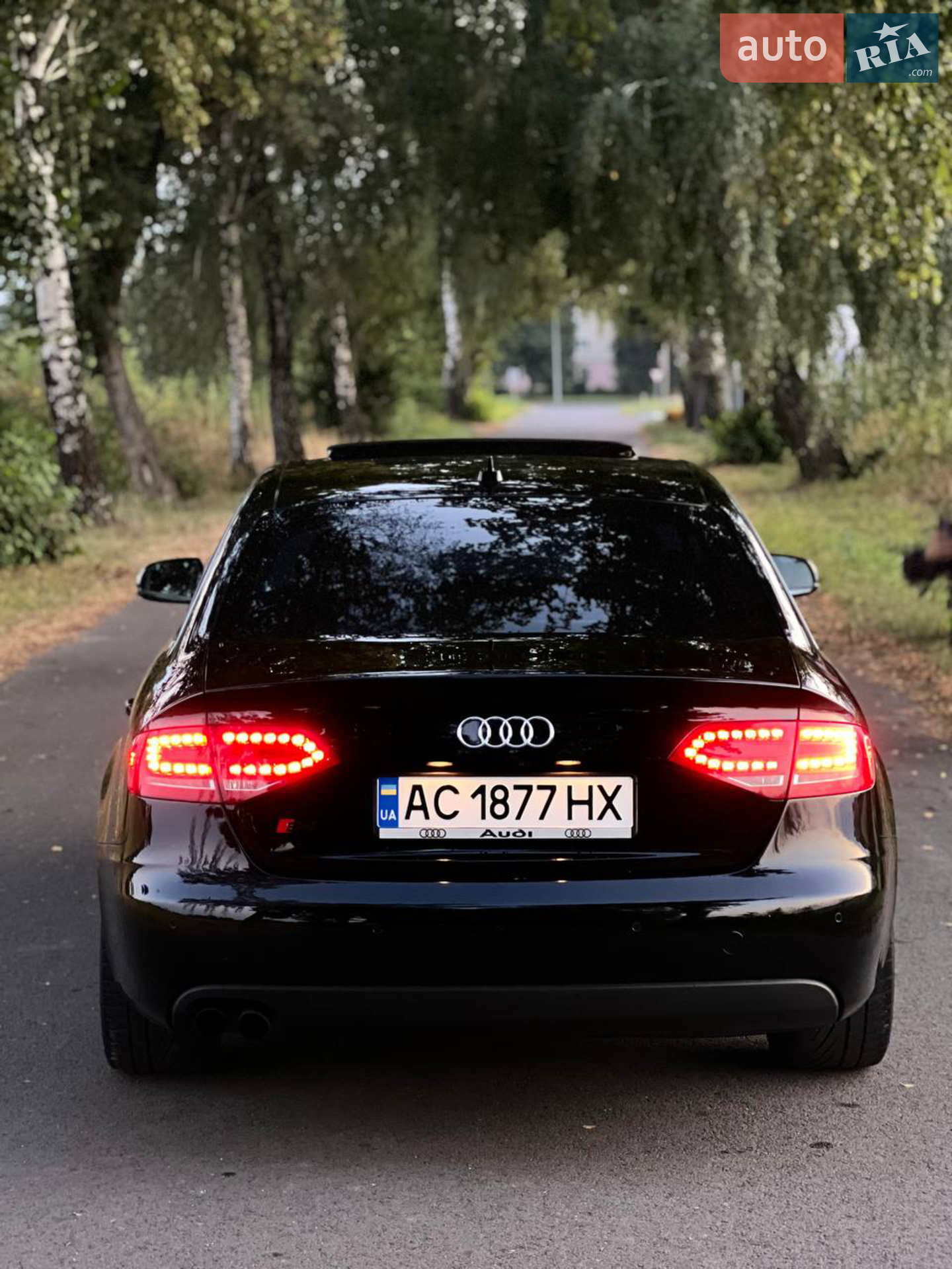 2010 Audi A4 - мініатюра 13