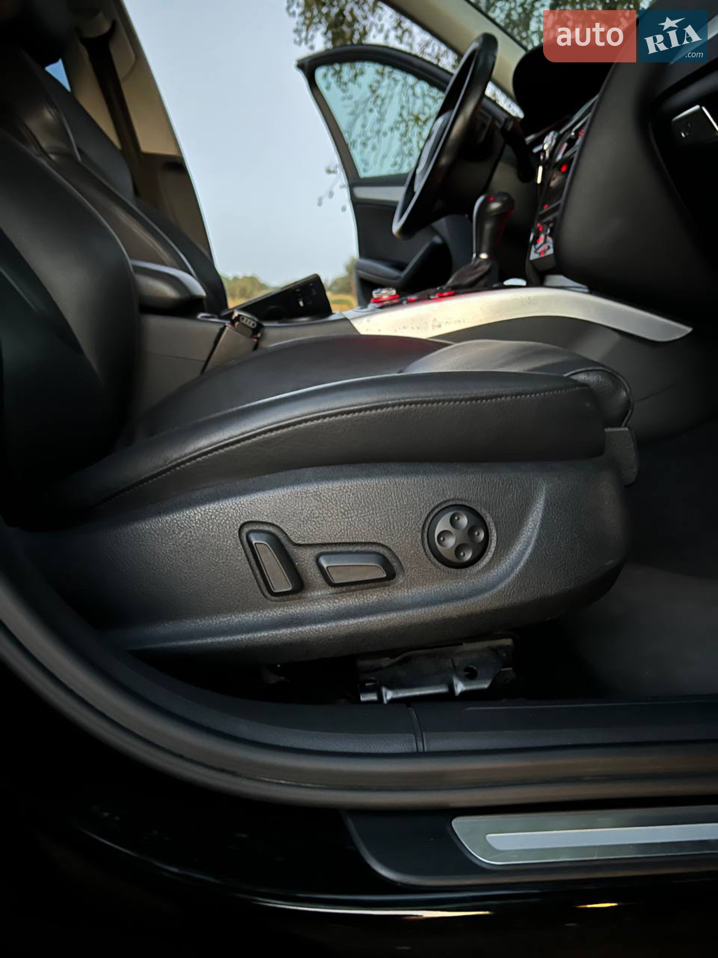 2010 Audi A4 - мініатюра 17