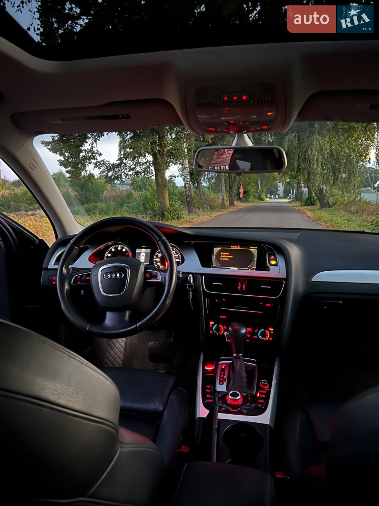 2010 Audi A4 - мініатюра 19