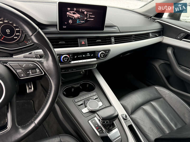 Седан Audi A4 2017 в Киеве