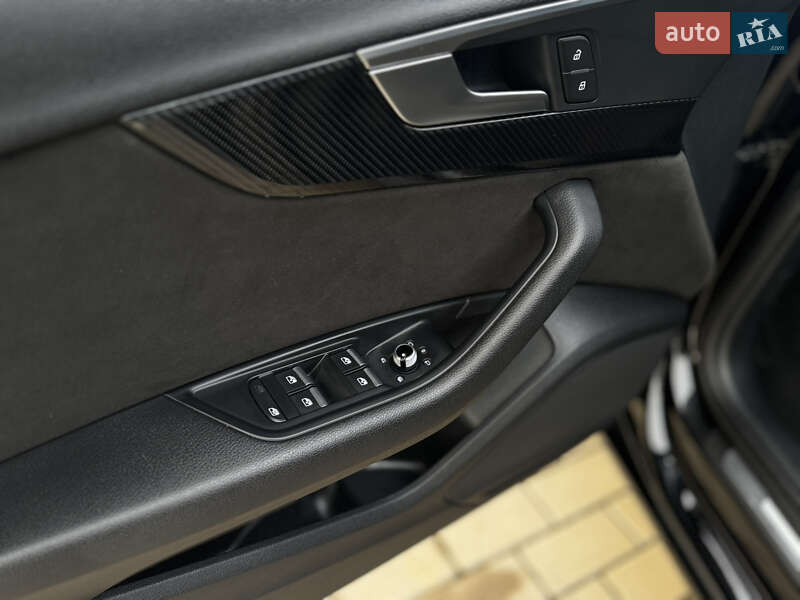 Універсал Audi A4 2020 в Дрогобичі