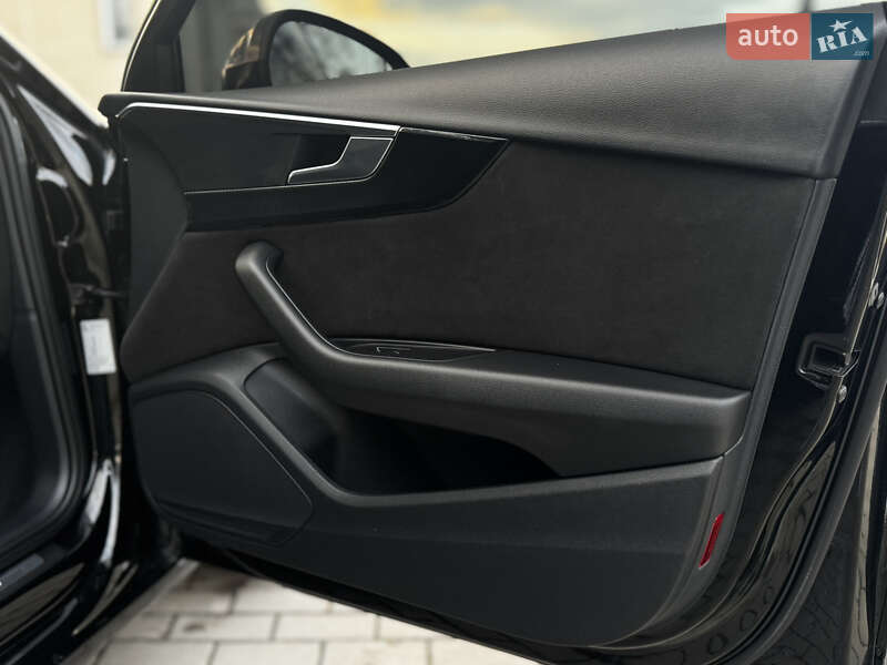 Універсал Audi A4 2020 в Дрогобичі