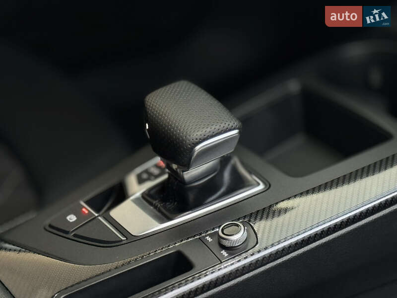 Універсал Audi A4 2020 в Дрогобичі