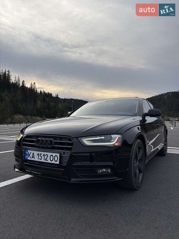 Седан Audi A4 2012 в Павлограді