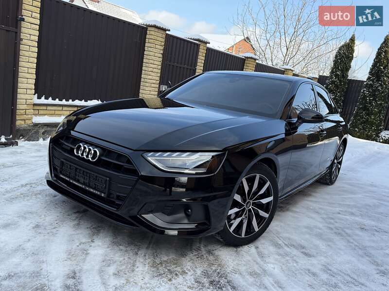 Седан Audi A4 2023 в Вінниці