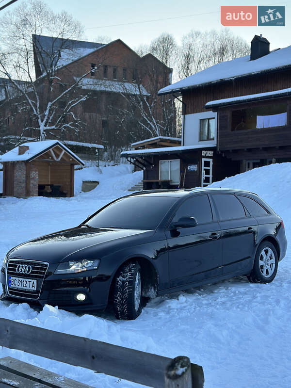 Универсал Audi A4 2009 в Яворове