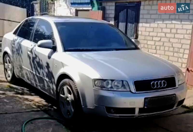 Седан Audi A4 2002 в Коростені